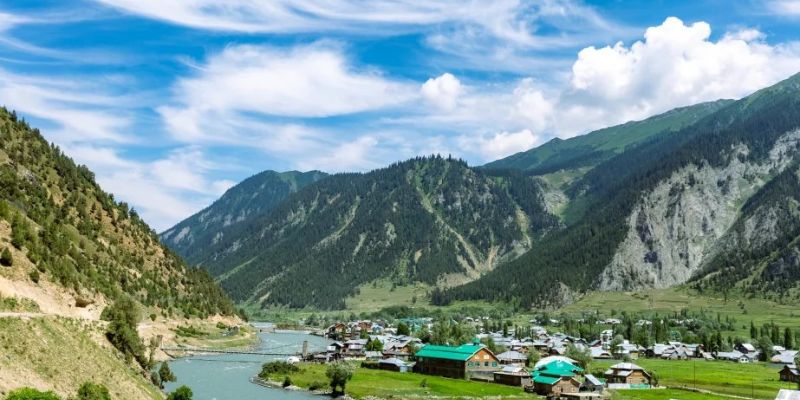 all details and full guide to visit gurez valley kashmir india